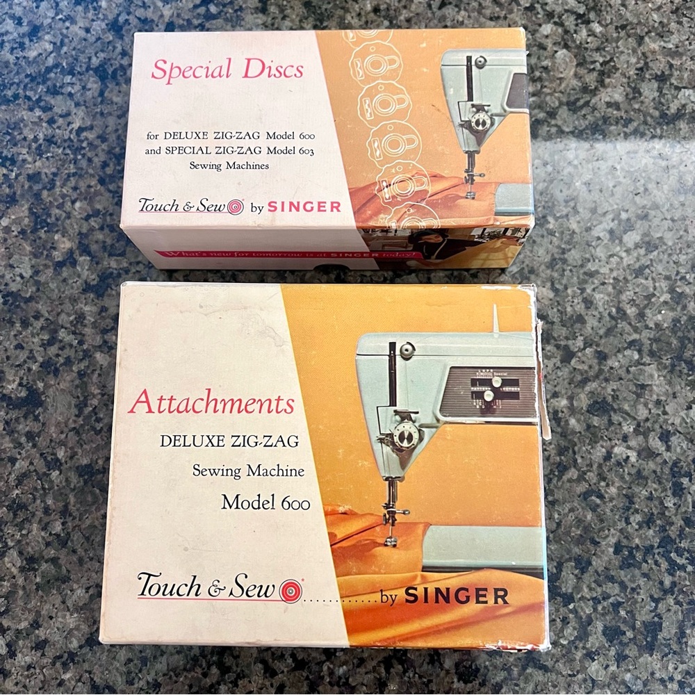 Singer Special Discs/Attachments for Deluxe Zig-Zag Sewing Machine Model 600